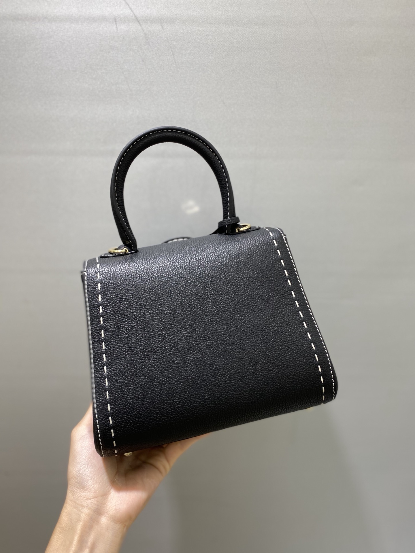 델보 브리앙 박스백 미니